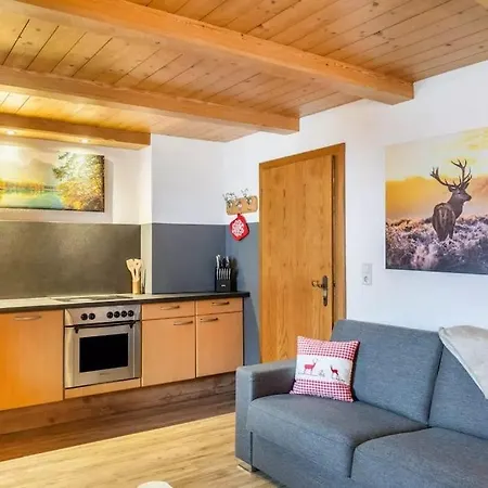 Apartment Gamsbock Panorama View Balkon, Gartensauna, Garten, Grillplatz *