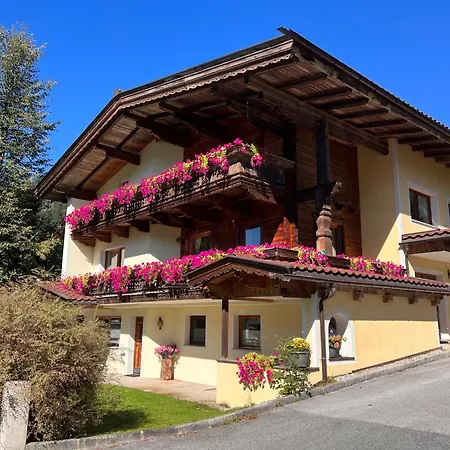 Gamsbock Panorama View Balkon, Gartensauna, Garten, Grillplatz