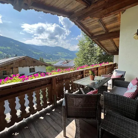 Lägenhet Gamsbock Panorama View Balkon, Gartensauna, Garten, Grillplatz *