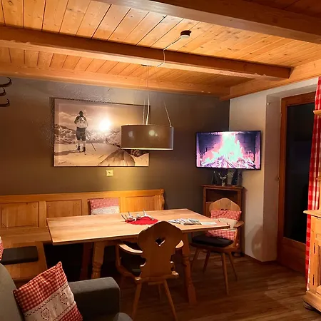 Gamsbock Panorama View Balkon, Gartensauna, Garten, Grillplatz Appartamento