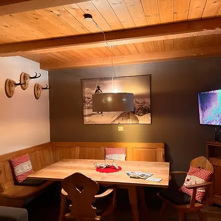 Gamsbock Panorama View Balkon, Gartensauna, Garten, Grillplatz *