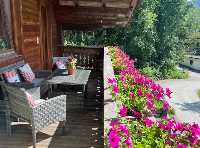 דירה Gamsbock Panorama View Balkon, Gartensauna, Garten, Grillplatz שטום